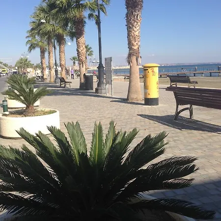 Saint Lazarus Street Landhaus Larnaka